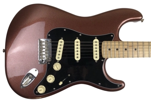 Fender Deluxe Roadhouse Strat 2